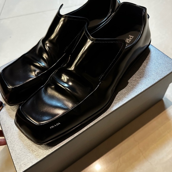 PRADA RAZOR BRUSHED LEATHER LOAFERS SS24 - Picture 7 of 12